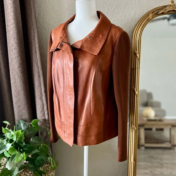 Akris Punto Lambskin and Wool Jacket - Picture 5 of 16